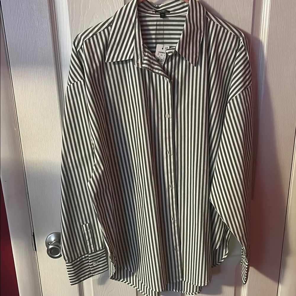 Women’s Gray and White Striped Dress Shirt
